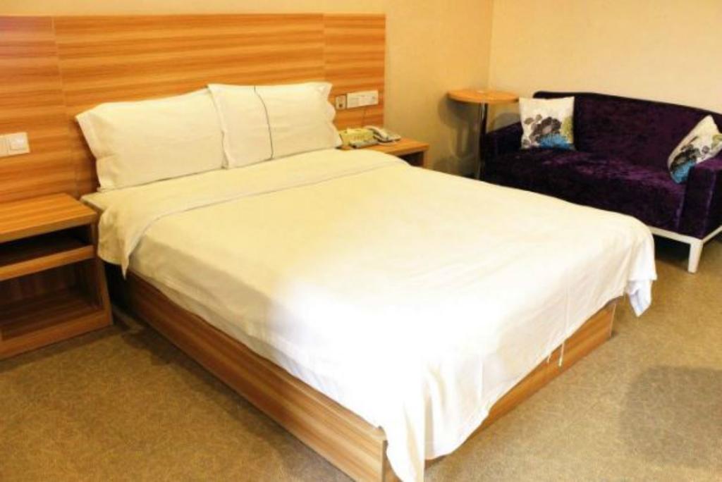 Xiangmei Chain Hotel Shenzhen Qianhai Branch Екстериор снимка