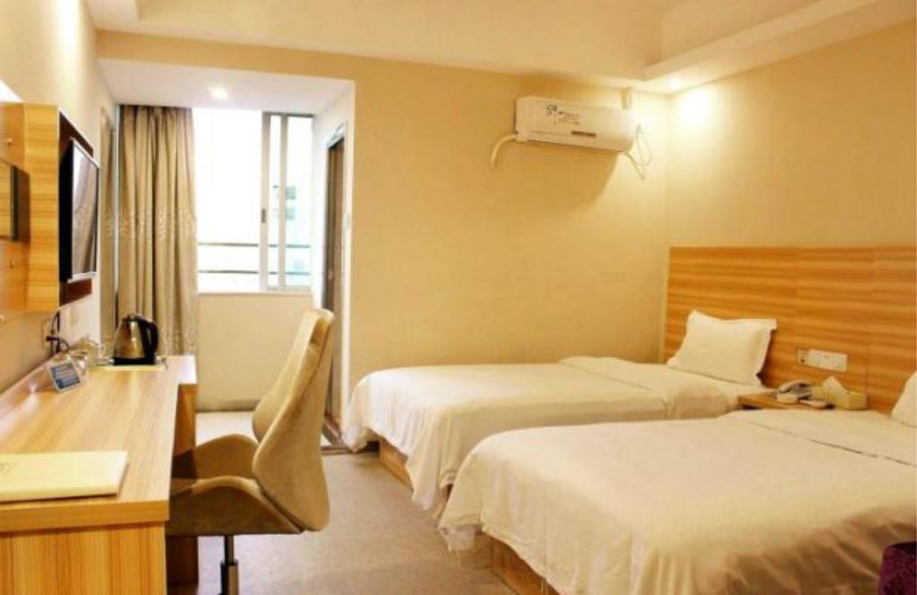 Xiangmei Chain Hotel Shenzhen Qianhai Branch Екстериор снимка
